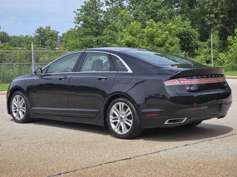 2013 Lincoln MKZ Image 16