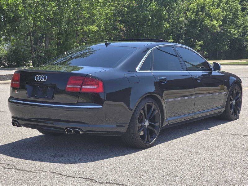 2009 Audi S8 Image 19