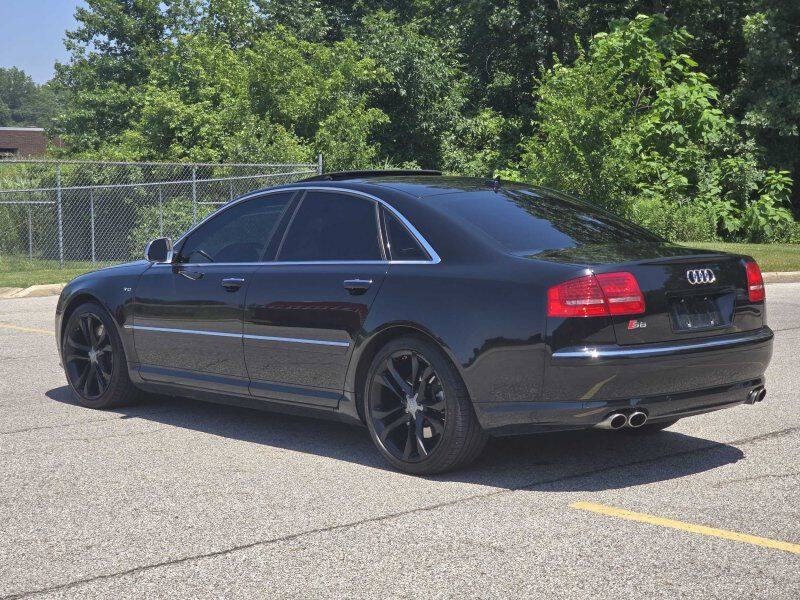 2009 Audi S8 Image 20