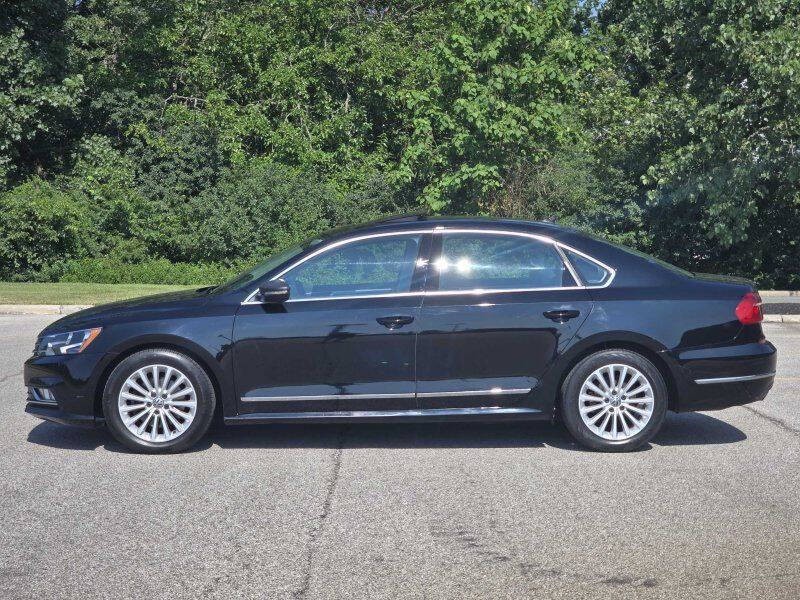 2016 Volkswagen Passat Image 16