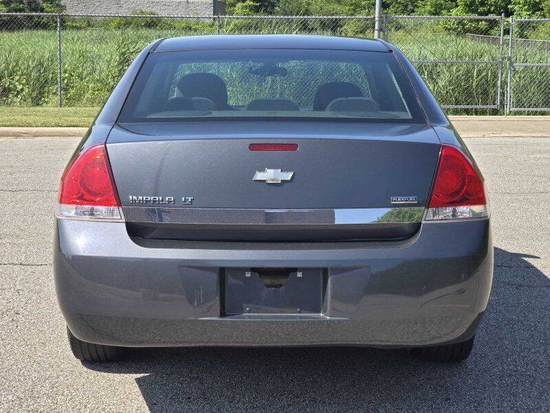 2010 Chevrolet Impala Image 17