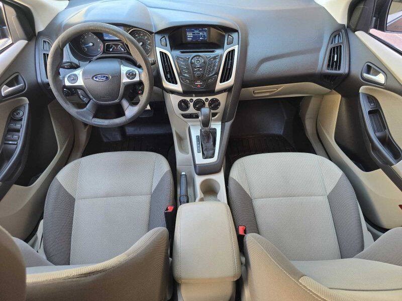2014 Ford Focus Image 4