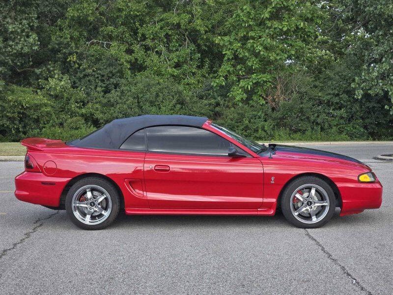 1996 Ford Mustang Image 16