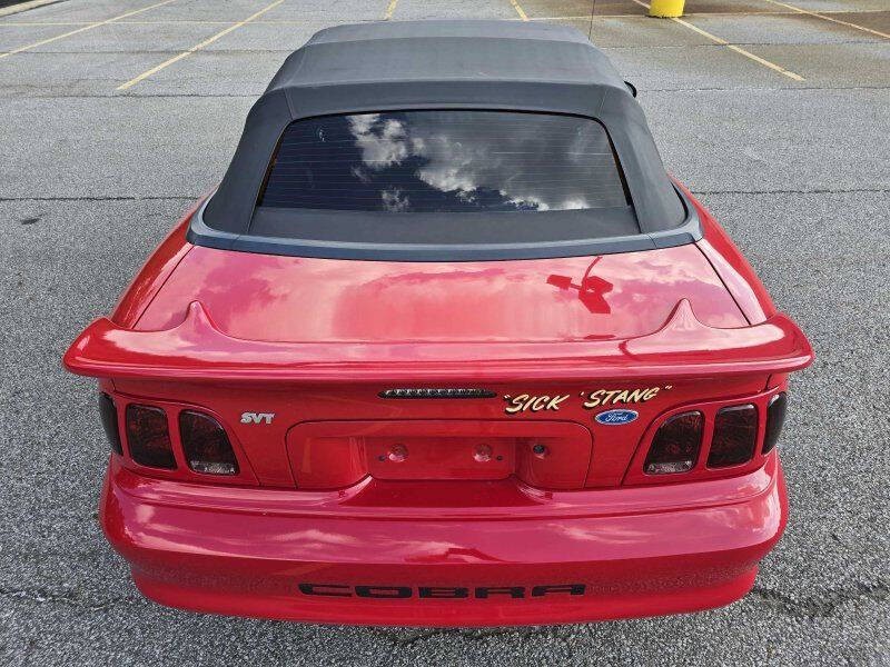 1996 Ford Mustang Image 18