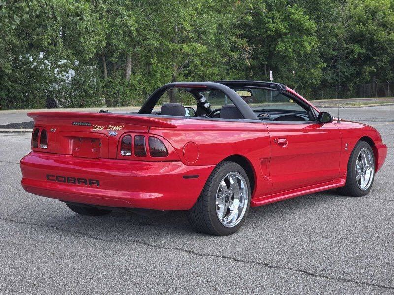 1996 Ford Mustang Image 22