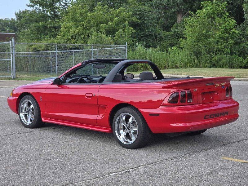 1996 Ford Mustang Image 23
