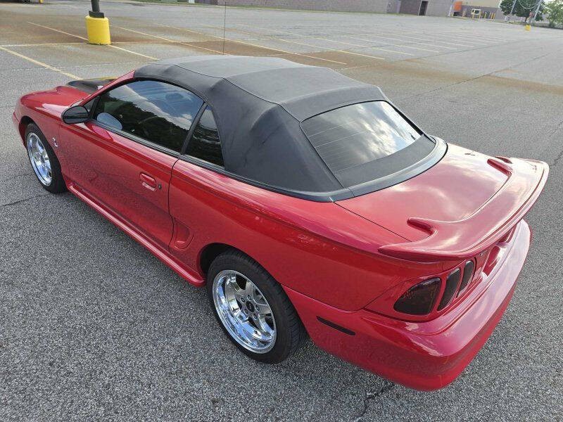 1996 Ford Mustang Image 25