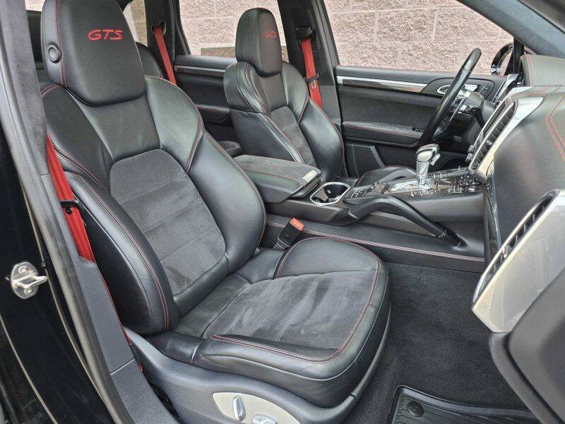 2016 Porsche Cayenne Image 6
