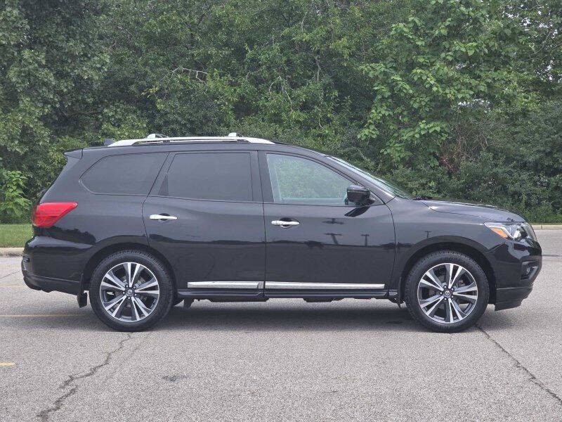 2020 Nissan Pathfinder Image 3