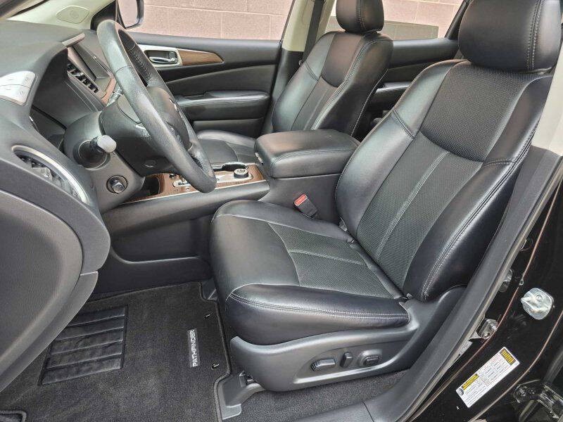 2020 Nissan Pathfinder Image 8