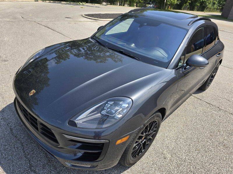 2018 Porsche Macan Image 19
