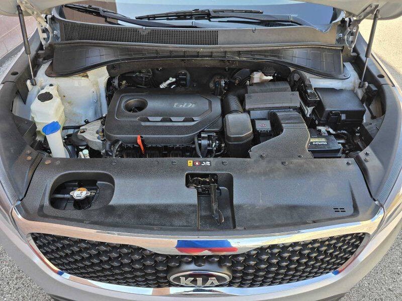 2016 Kia Sorento Image 14