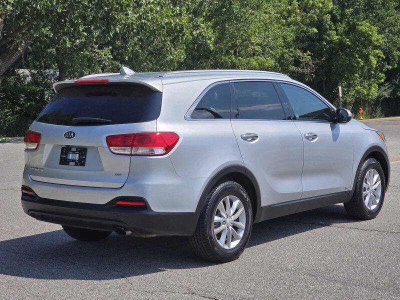 2016 Kia Sorento Image 19