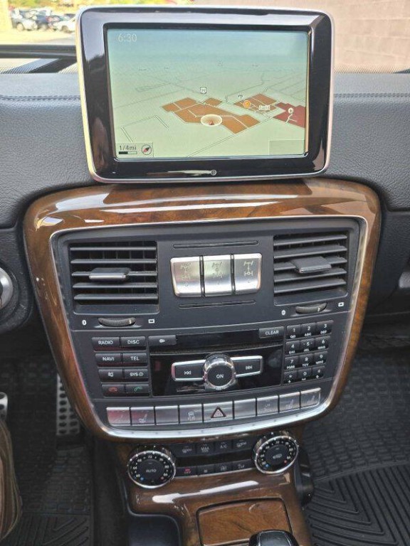 2014 Mercedes-Benz G-Class Image 11