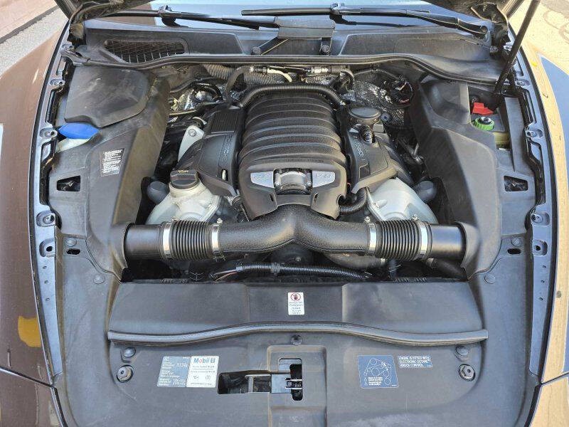2012 Porsche Cayenne Image 17