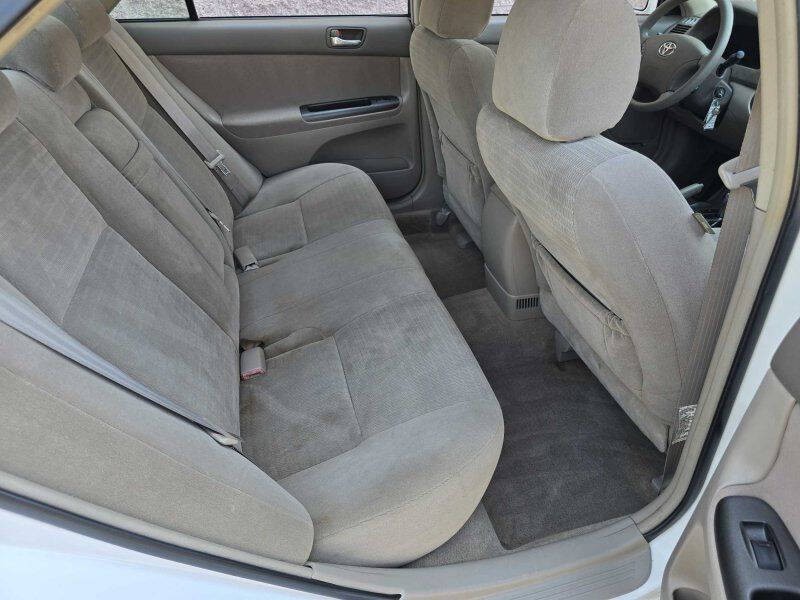 2005 Toyota Camry Image 7