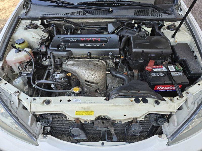 2005 Toyota Camry Image 10