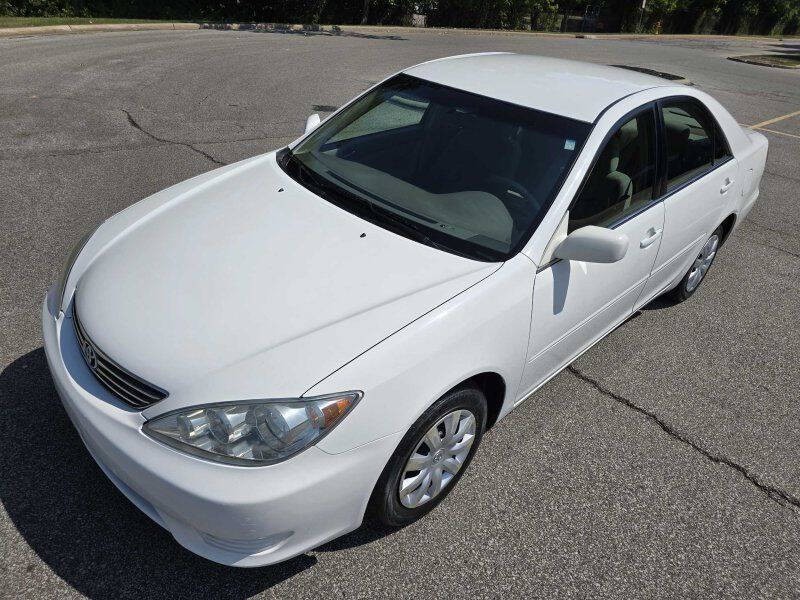 2005 Toyota Camry Image 11