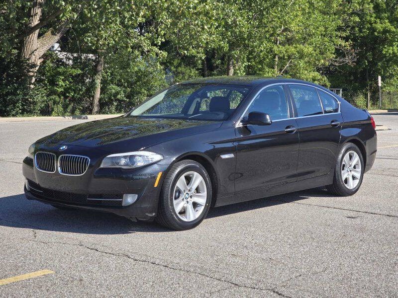 2013 BMW 5 Series Image 2
