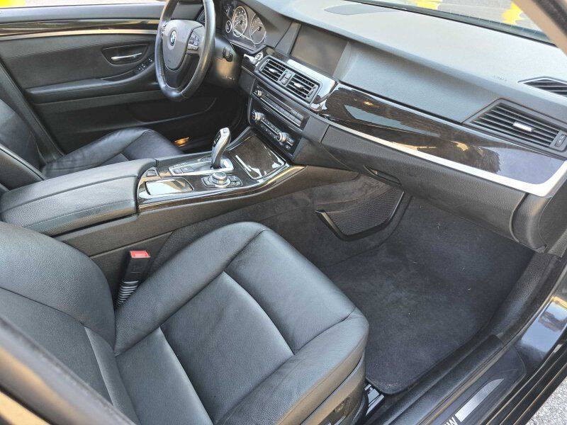 2013 BMW 5 Series Image 6
