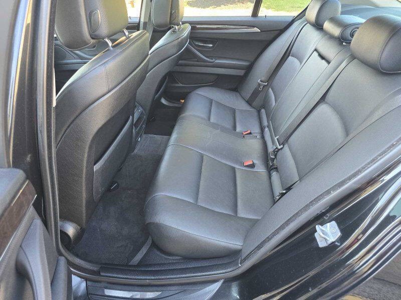 2013 BMW 5 Series Image 10