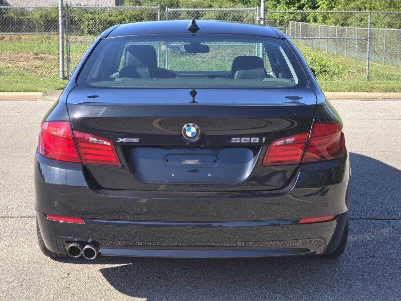 2013 BMW 5 Series Image 22