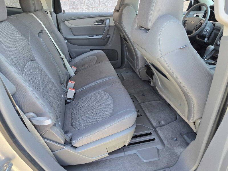 2017 Chevrolet Traverse Image 9
