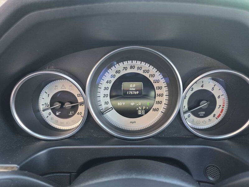 2016 Mercedes-Benz E-Class Image 11