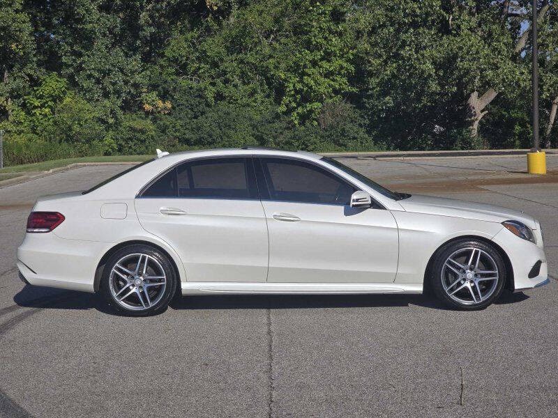 2016 Mercedes-Benz E-Class Image 17