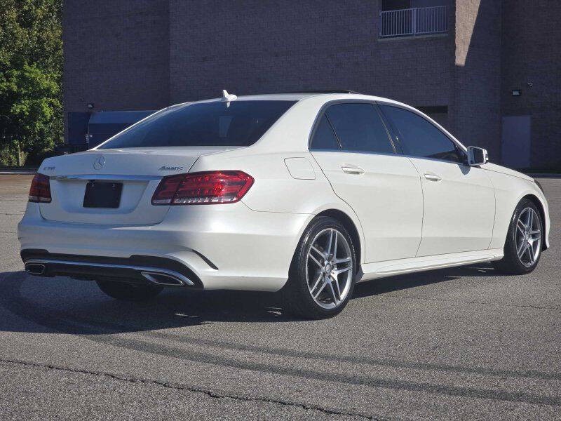 2016 Mercedes-Benz E-Class Image 19