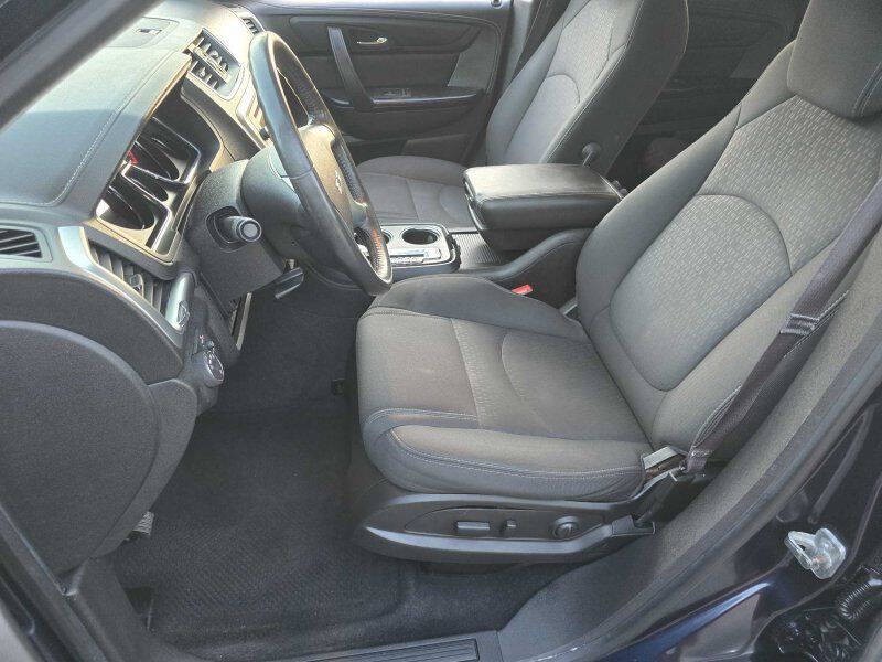 2015 GMC Acadia Image 8
