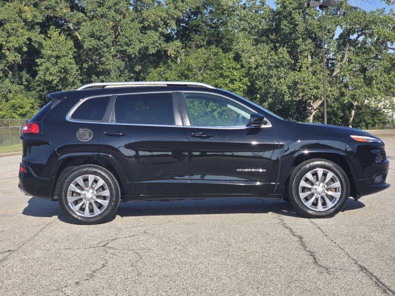 2018 Jeep Cherokee Image 3