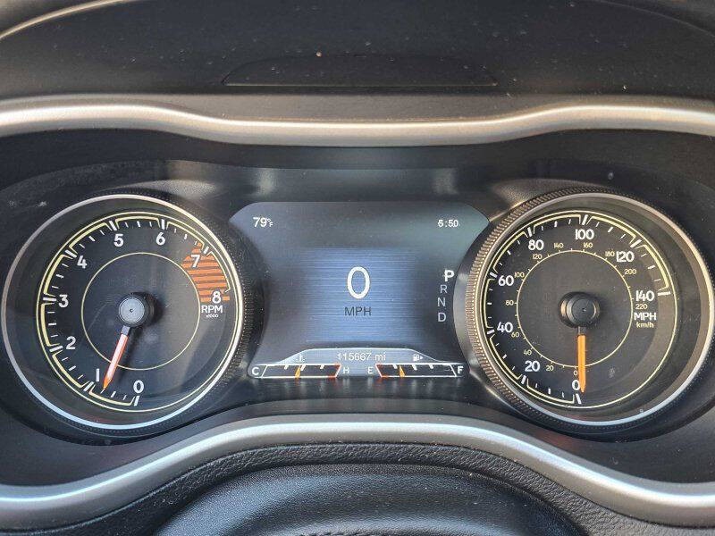 2018 Jeep Cherokee Image 12