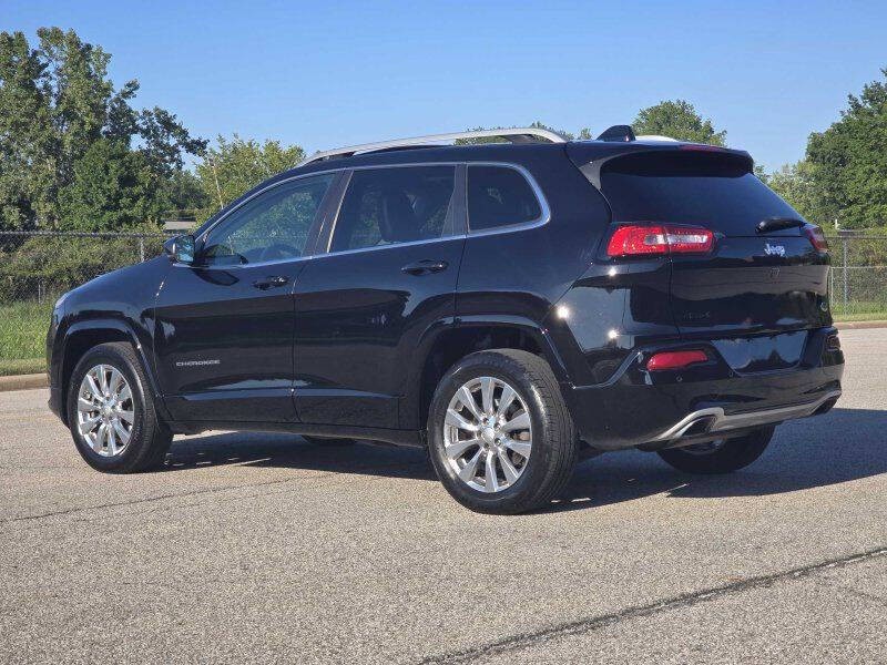 2018 Jeep Cherokee Image 22