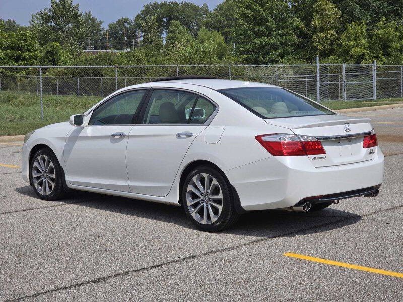 2014 Honda Accord Image 22