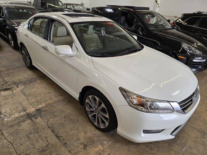 2014 Honda Accord Image 24