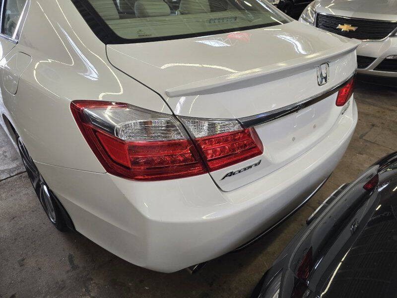 2014 Honda Accord Image 26