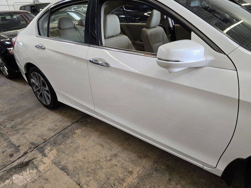 2014 Honda Accord Image 28