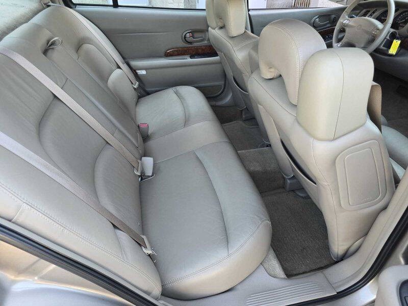 2003 Buick LeSabre Image 9