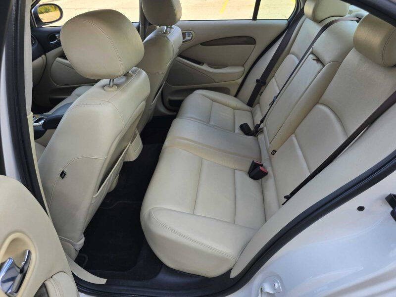 2003 Jaguar S-TYPE Image 10