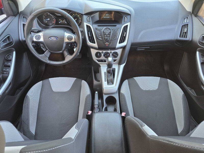 2012 Ford Focus Image 4