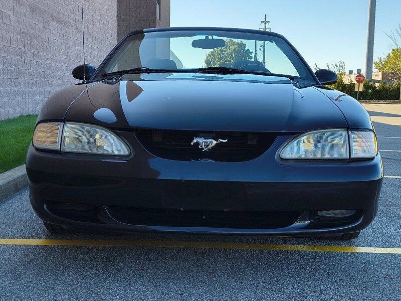1994 Ford Mustang Image 4