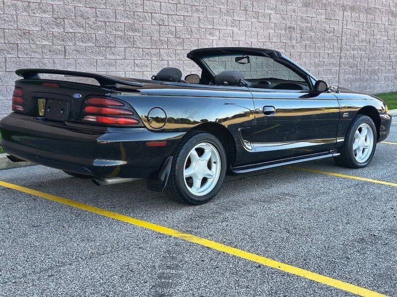 1994 Ford Mustang Image 6