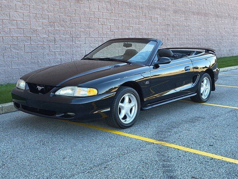 1994 Ford Mustang Image 2