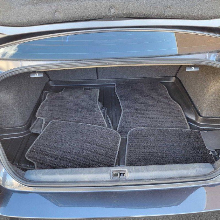 2013 Subaru Legacy Image 9