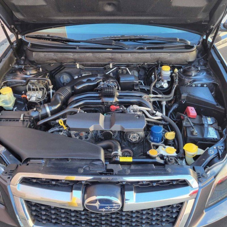 2013 Subaru Legacy Image 11
