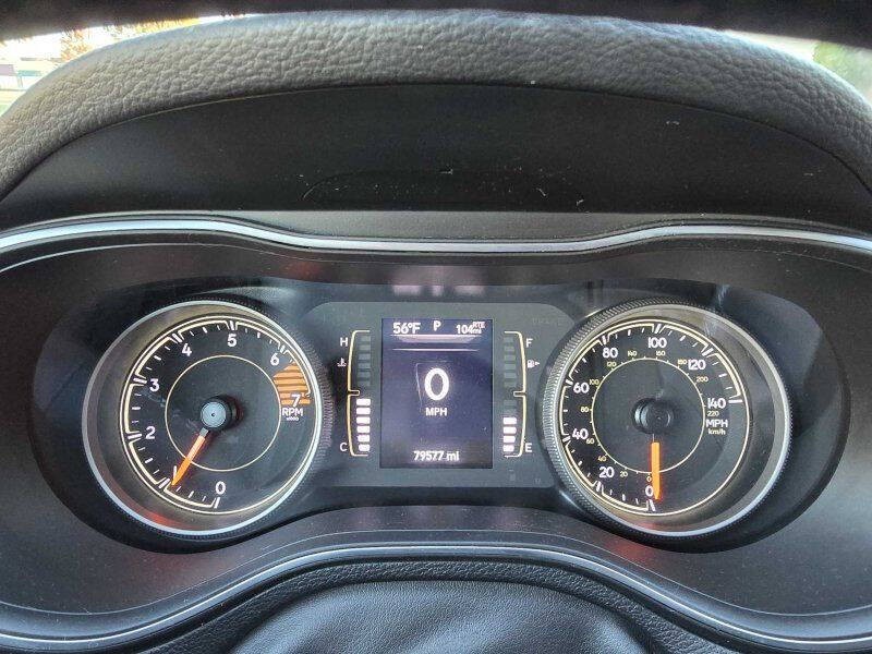 2019 Jeep Cherokee Image 9