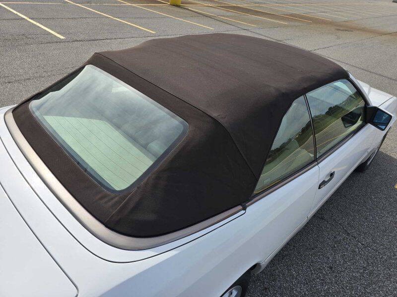 1995 Mercedes-Benz E-Class Image 14