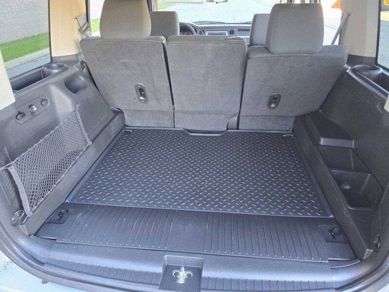 2008 Jeep Commander Image 9