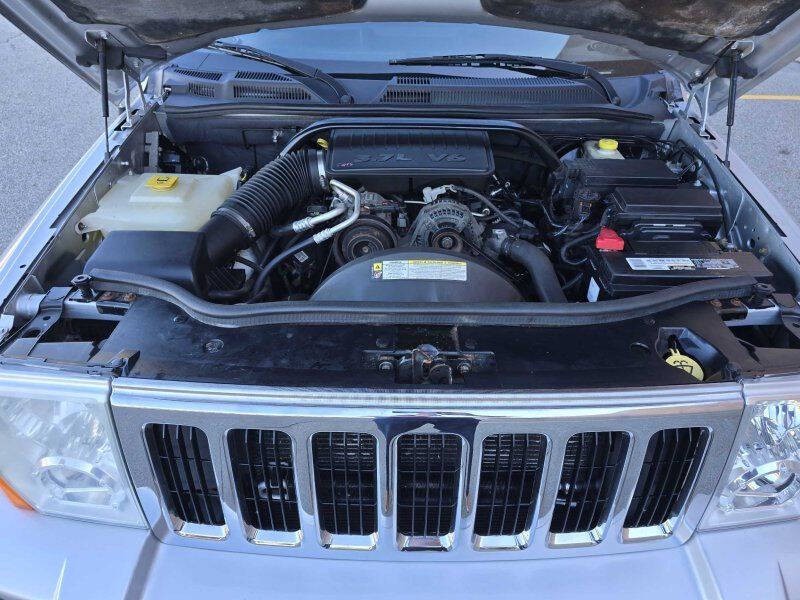 2008 Jeep Commander Image 14